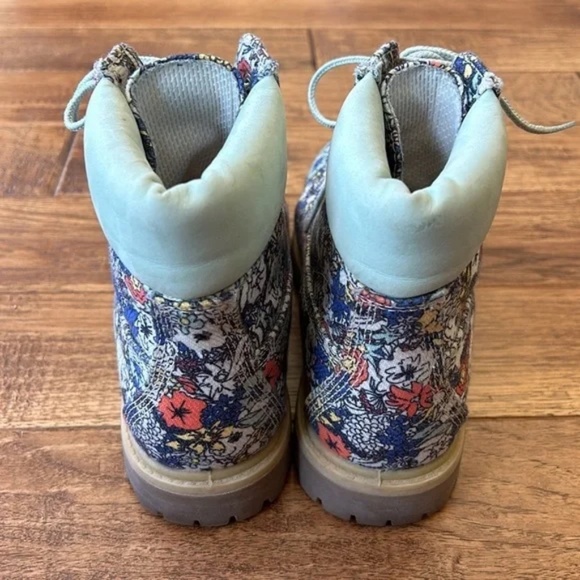 Timberland Women's 6 Inch Premium Fabric Boots Multicolor Floral Size 6.5 - Picture 11 of 13